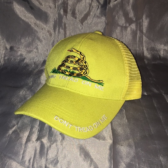 Don’t Tread On Me yellow cap 6 panel mesh back SnapBack hat - Picture 2 of 12